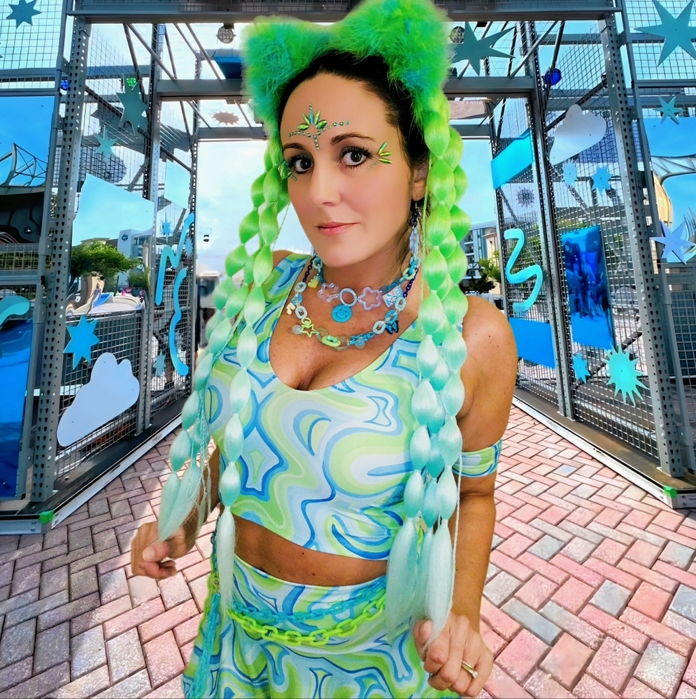 Custom Kitty Cat Cove Rave Festival Set
